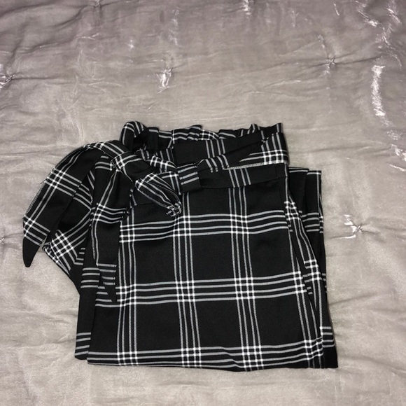 H&M Pants - H&M high waisted plaid dress pants